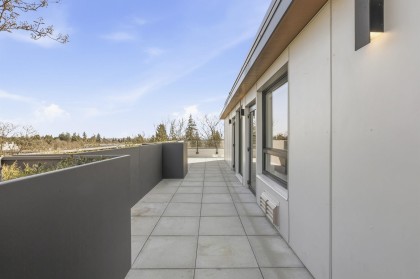 Photo 3 at 308 - 3590 W 39th Avenue, Dunbar, Vancouver West