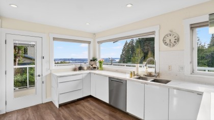 Photo 6 at 668 Alpine Court, Canyon Heights NV, North Vancouver