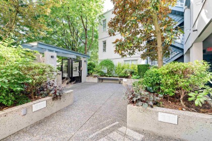 Photo 23 at 304 - 2525 W 4th Avenue, Kitsilano, Vancouver West
