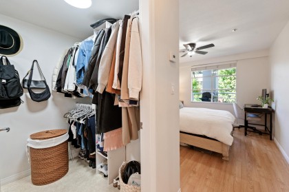 Photo 17 at 304 - 2525 W 4th Avenue, Kitsilano, Vancouver West