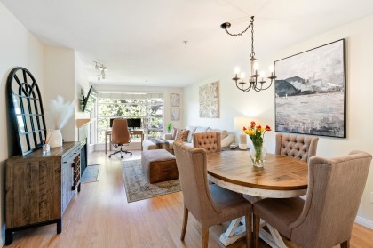 Photo 9 at 304 - 2525 W 4th Avenue, Kitsilano, Vancouver West