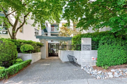 Photo 25 at 304 - 2525 W 4th Avenue, Kitsilano, Vancouver West