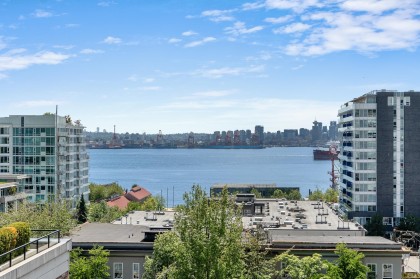 Photo 1 at 411 - 105 W 2nd Street, Lower Lonsdale, North Vancouver