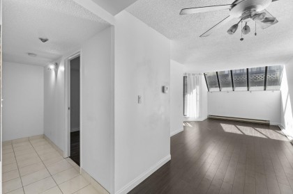Photo 16 at 207 - 1270 Robson Street, West End VW, Vancouver West