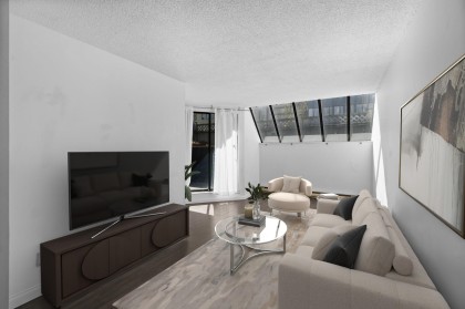 Photo 1 at 207 - 1270 Robson Street, West End VW, Vancouver West