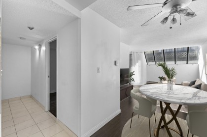 Photo 15 at 207 - 1270 Robson Street, West End VW, Vancouver West