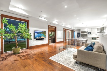 Photo 9 at 388 Hidhurst Place, British Properties, West Vancouver