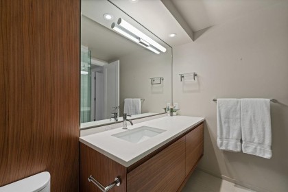 Photo 14 at 305 - 4101 Yew Street, Quilchena, Vancouver West