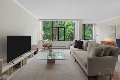 Photo 11 at 305 - 4101 Yew Street, Quilchena, Vancouver West