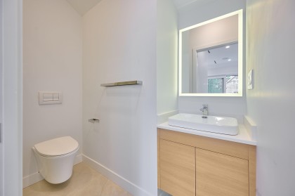 Photo 9 at 3674 W 1st Avenue, Kitsilano, Vancouver West