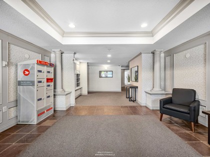 Photo 6 at 409 - 2059 Chesterfield Avenue, Central Lonsdale, North Vancouver