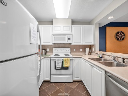Photo 35 at 409 - 2059 Chesterfield Avenue, Central Lonsdale, North Vancouver