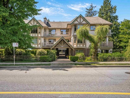 Photo 4 at 409 - 2059 Chesterfield Avenue, Central Lonsdale, North Vancouver