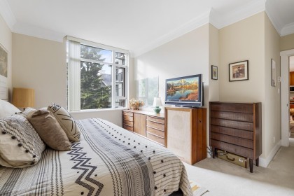 Photo 14 at 304 - 4685 Valley Drive, Quilchena, Vancouver West