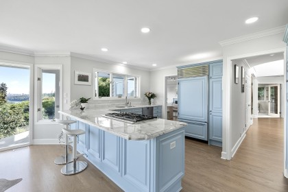 Photo 5 at 816 Anderson Crescent, Sentinel Hill, West Vancouver
