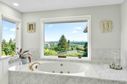 Photo 18 at 816 Anderson Crescent, Sentinel Hill, West Vancouver