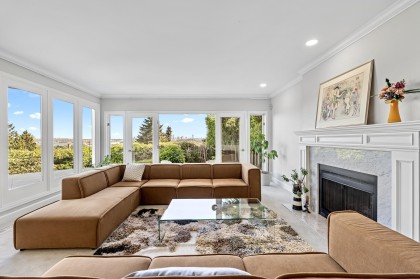 Photo 4 at 816 Anderson Crescent, Sentinel Hill, West Vancouver
