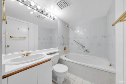 Photo 7 at 414 - 456 Moberly Road, False Creek, Vancouver West