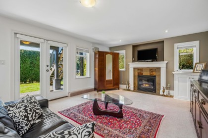 Photo 5 at 954 Tudor Avenue, Forest Hills NV, North Vancouver