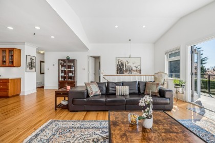 Photo 10 at 954 Tudor Avenue, Forest Hills NV, North Vancouver