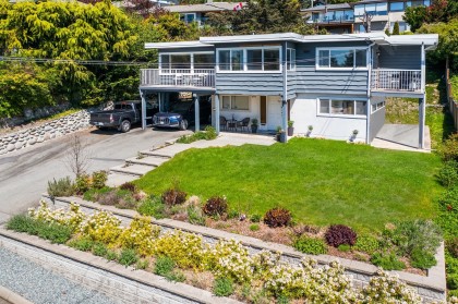 Photo 2 at 454 Monteray Avenue, Upper Delbrook, North Vancouver