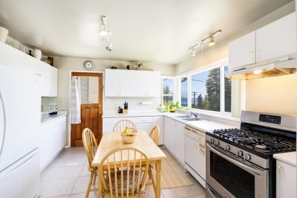 Photo 9 at 454 Monteray Avenue, Upper Delbrook, North Vancouver