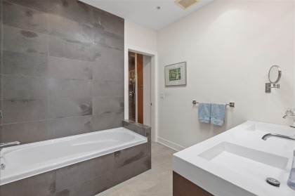 Photo 20 at 404 - 4463 W 10th Avenue, Point Grey, Vancouver West