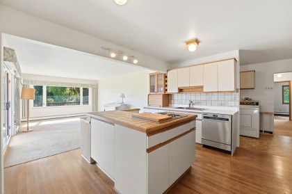 Photo 16 at 3155 Dickinson Crescent, Westmount WV, West Vancouver