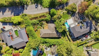 Photo 8 at 3155 Dickinson Crescent, Westmount WV, West Vancouver