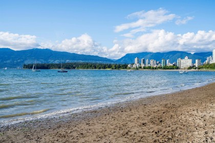 Photo 2 at 2015 Creelman Avenue, Kitsilano, Vancouver West
