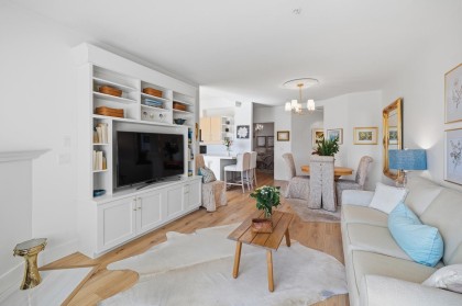 Photo 6 at 202 - 3151 Connaught Crescent, Edgemont, North Vancouver