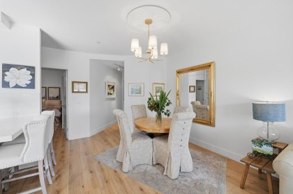 Photo 7 at 202 - 3151 Connaught Crescent, Edgemont, North Vancouver
