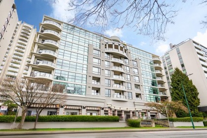 Photo 3 at 304 - 1233 Beach Avenue, West End VW, Vancouver West
