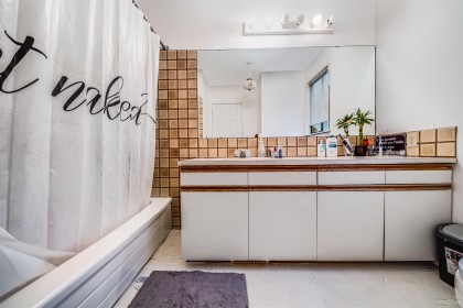 Photo 8 at 221 W 28th Street, Upper Lonsdale, North Vancouver