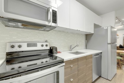 Photo 1 at 208 - 1106 Pacific Street, West End VW, Vancouver West
