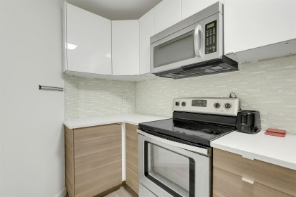 Photo 9 at 208 - 1106 Pacific Street, West End VW, Vancouver West