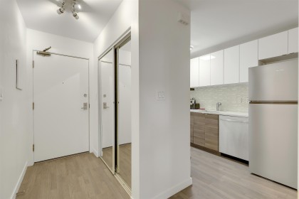 Photo 11 at 208 - 1106 Pacific Street, West End VW, Vancouver West