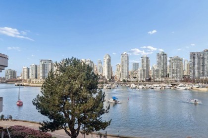 Photo 36 at PH 409 - 1859 Spyglass Place, False Creek, Vancouver West