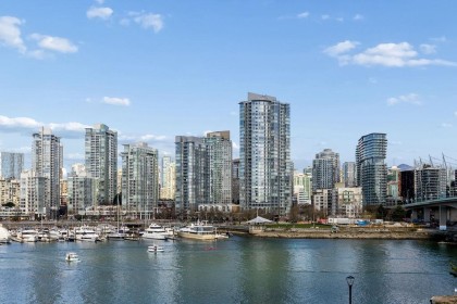 Photo 11 at PH 409 - 1859 Spyglass Place, False Creek, Vancouver West