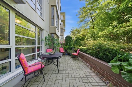 Photo 9 at 310 - 2137 W 10th Avenue, Kitsilano, Vancouver West