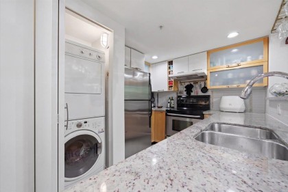 Photo 15 at 310 - 2137 W 10th Avenue, Kitsilano, Vancouver West