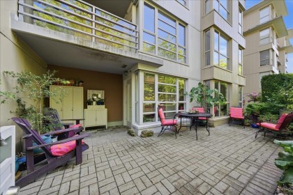 Photo 8 at 310 - 2137 W 10th Avenue, Kitsilano, Vancouver West
