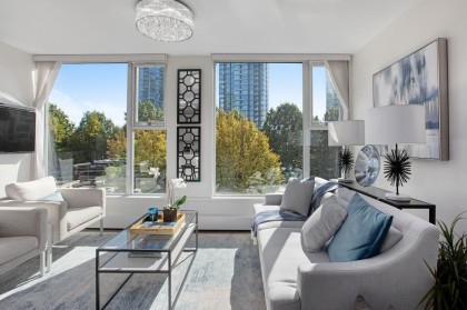 Photo 8 at 307 - 1009 Expo Boulevard, Yaletown, Vancouver West