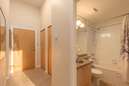 Photo 13 at 102 - 2228 Marstrand Avenue, Kitsilano, Vancouver West