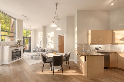 Photo 1 at 102 - 2228 Marstrand Avenue, Kitsilano, Vancouver West