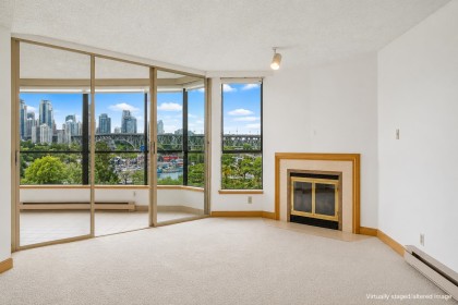 Photo 8 at 404 - 1470 Pennyfarthing Drive, False Creek, Vancouver West