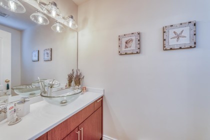 Photo 10 at 6 - 815 Tobruck Avenue, Mosquito Creek, North Vancouver