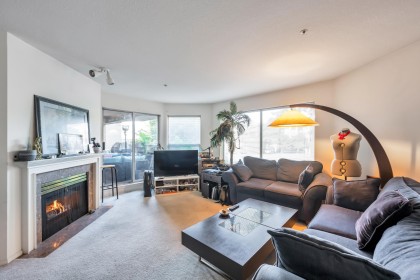 Photo 3 at 202 - 525 Wheelhouse Square, False Creek, Vancouver West