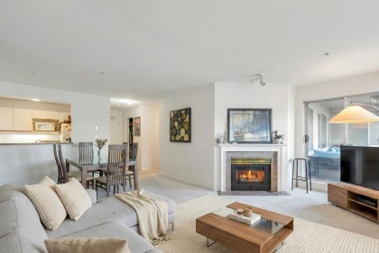 Photo 1 at 202 - 525 Wheelhouse Square, False Creek, Vancouver West