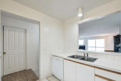 Photo 24 at 202 - 525 Wheelhouse Square, False Creek, Vancouver West